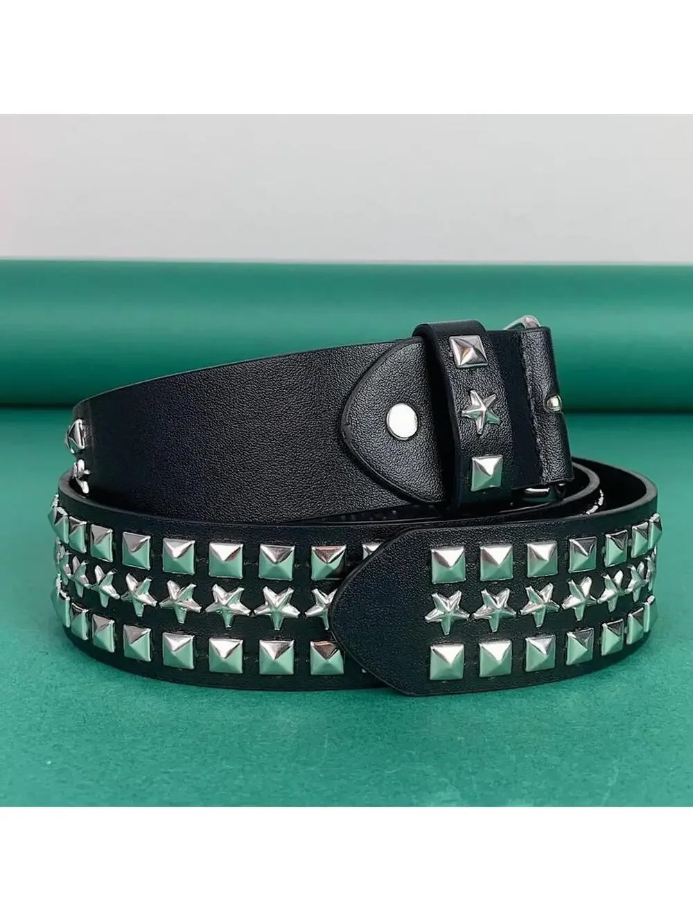 Y2k 2000s style star studded grunge emo black and silver belt. High quality!